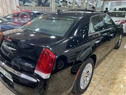 کرایسلەر 300